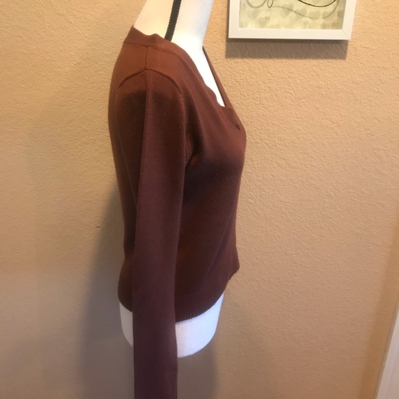 Tulle V-Neck Sweater - Picture 4 of 5